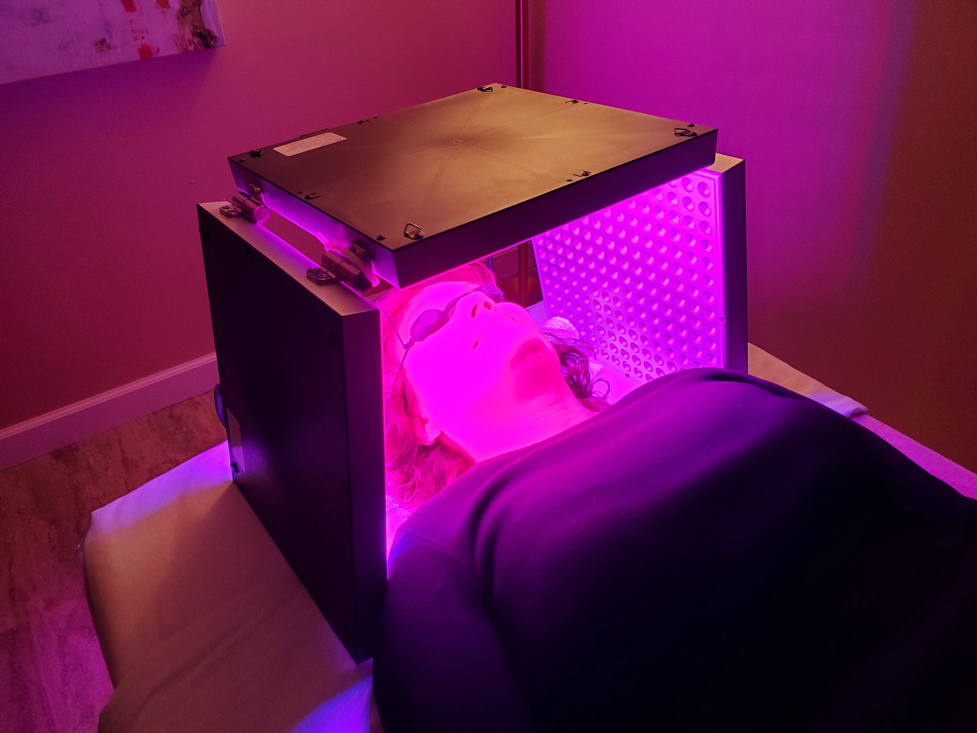 Discover The Remarkable Benefits Of Microcurrent Therapy For Rapid Relief From Anxiety Disorders!